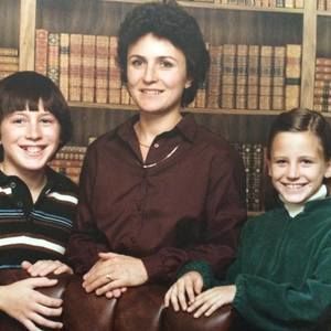 Meet your Posher, Cecilia